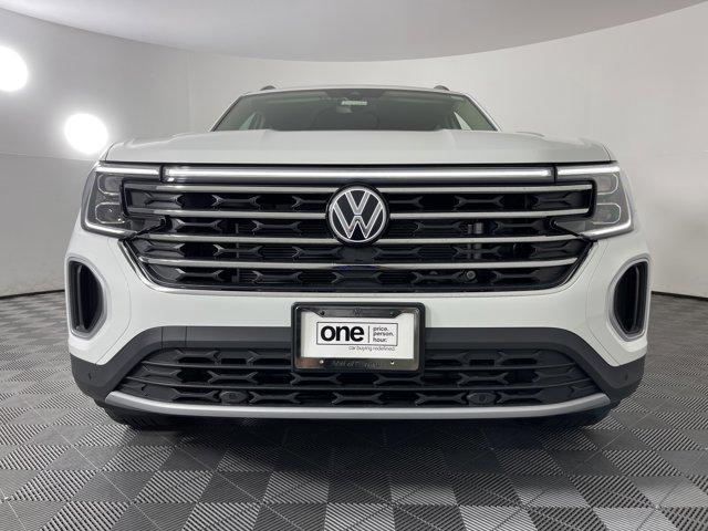 new 2024 Volkswagen Atlas car, priced at $40,628