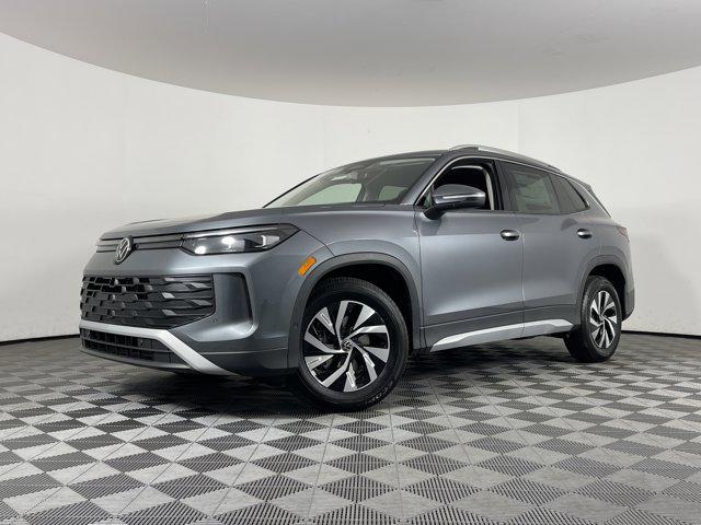 new 2025 Volkswagen Tiguan car, priced at $31,220