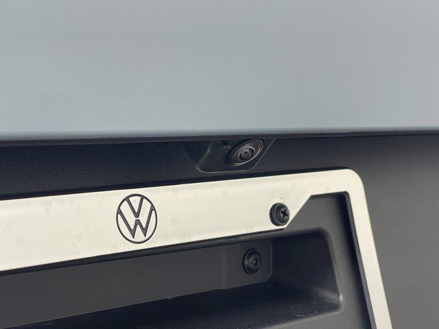new 2025 Volkswagen ID.4 car, priced at $51,076
