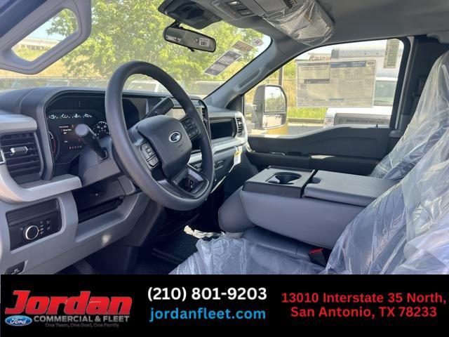 new 2025 Ford F-450 car, priced at $73,940