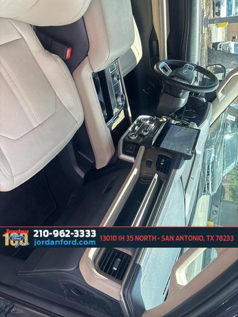 used 2023 Ford Expedition car, priced at $52,934