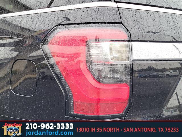 used 2021 Ford Expedition car, priced at $34,643