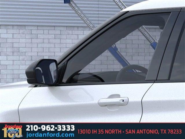 new 2025 Ford Explorer car, priced at $41,020