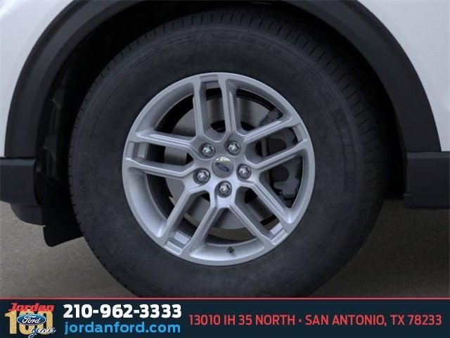 new 2025 Ford Explorer car, priced at $41,020