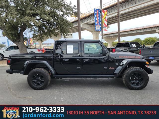 used 2022 Jeep Gladiator car, priced at $40,513