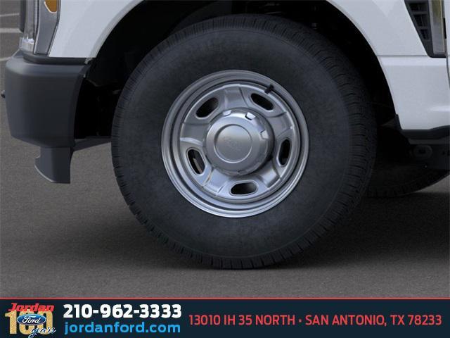 new 2025 Ford F-250 car, priced at $49,083