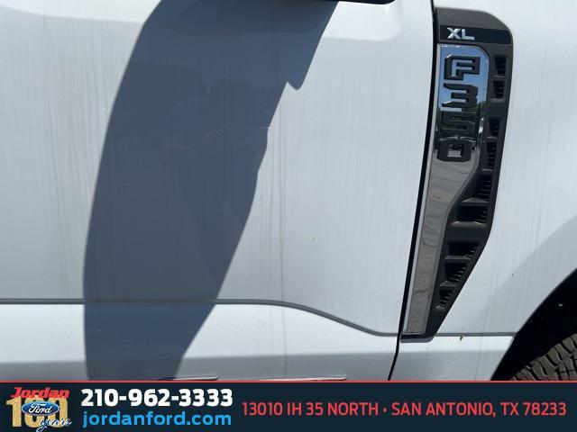 new 2024 Ford F-350 car, priced at $75,765