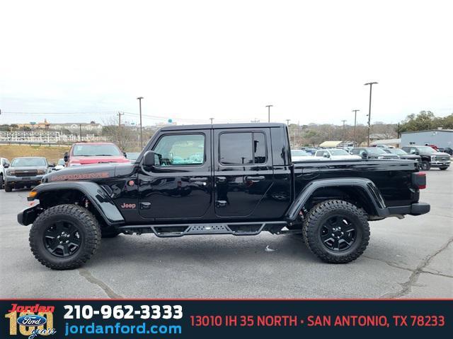 used 2022 Jeep Gladiator car, priced at $40,094