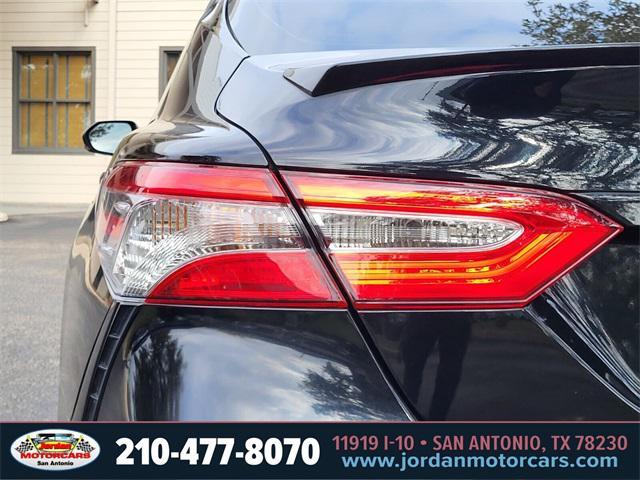 used 2019 Toyota Camry Hybrid car, priced at $24,090