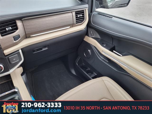 used 2024 Ford Expedition car, priced at $54,748