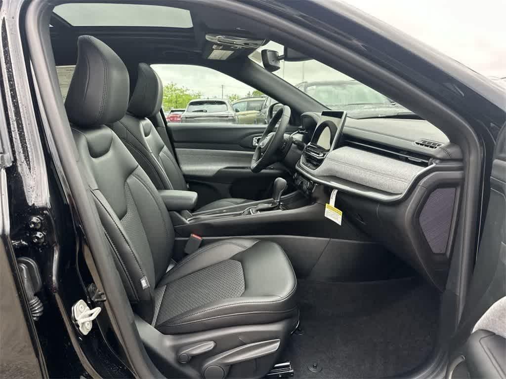 used 2024 Jeep Compass car, priced at $28,999