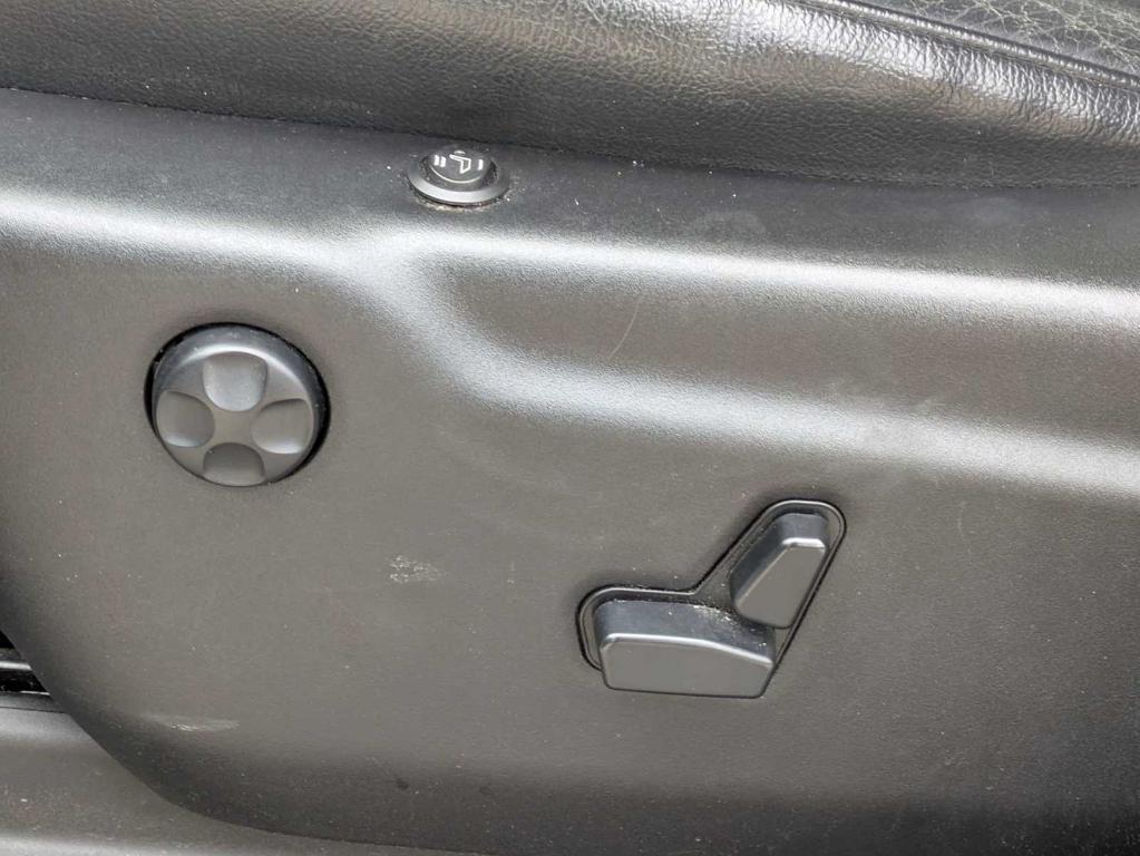 used 2012 Jeep Grand Cherokee car, priced at $10,600