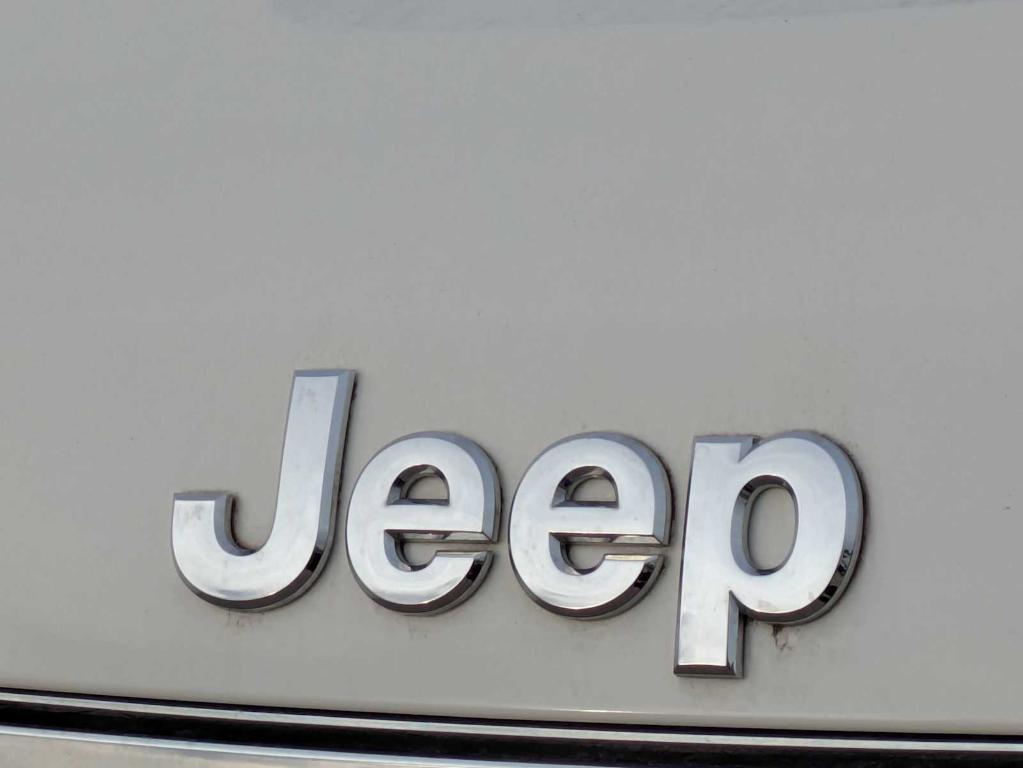 used 2012 Jeep Grand Cherokee car, priced at $10,600