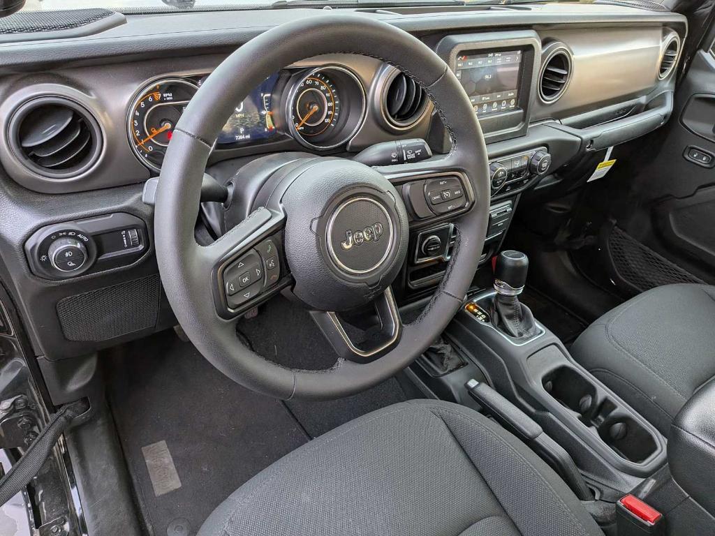 used 2023 Jeep Gladiator car, priced at $34,667