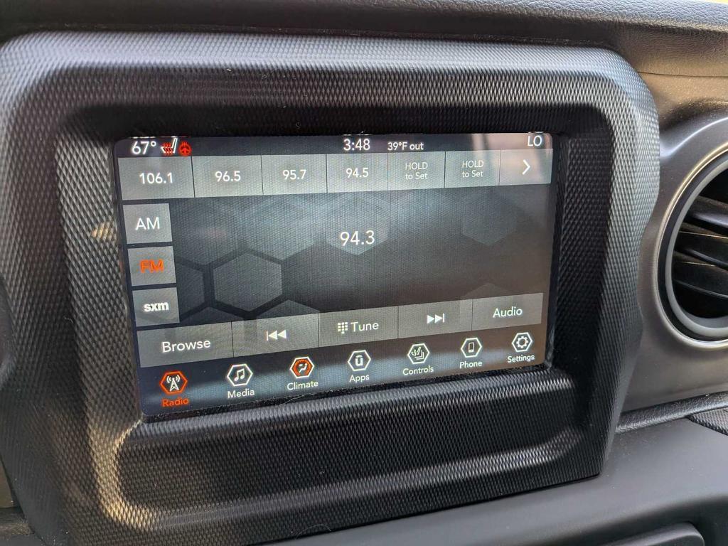 used 2023 Jeep Gladiator car, priced at $34,667