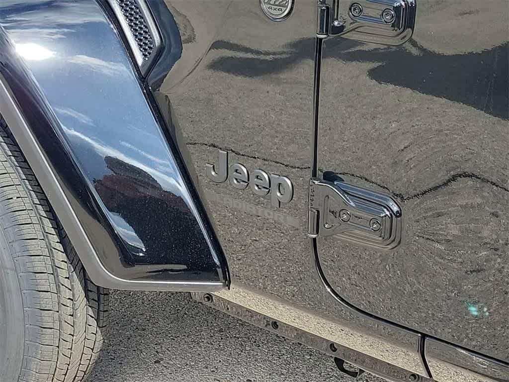 used 2023 Jeep Gladiator car, priced at $37,978
