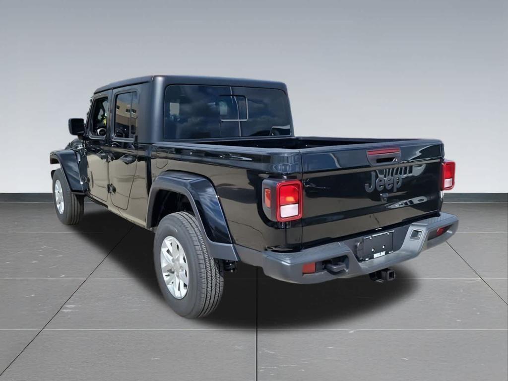used 2023 Jeep Gladiator car, priced at $37,978
