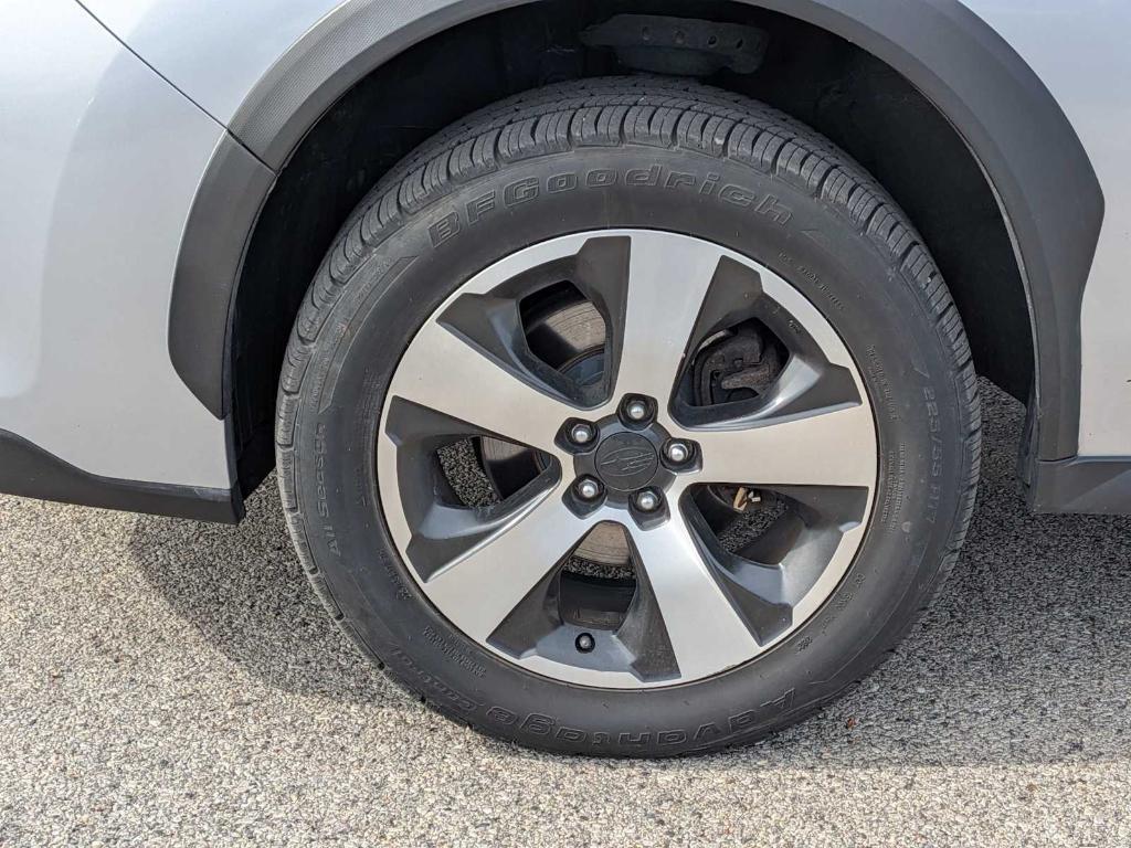 used 2015 Subaru XV Crosstrek Hybrid car, priced at $12,998