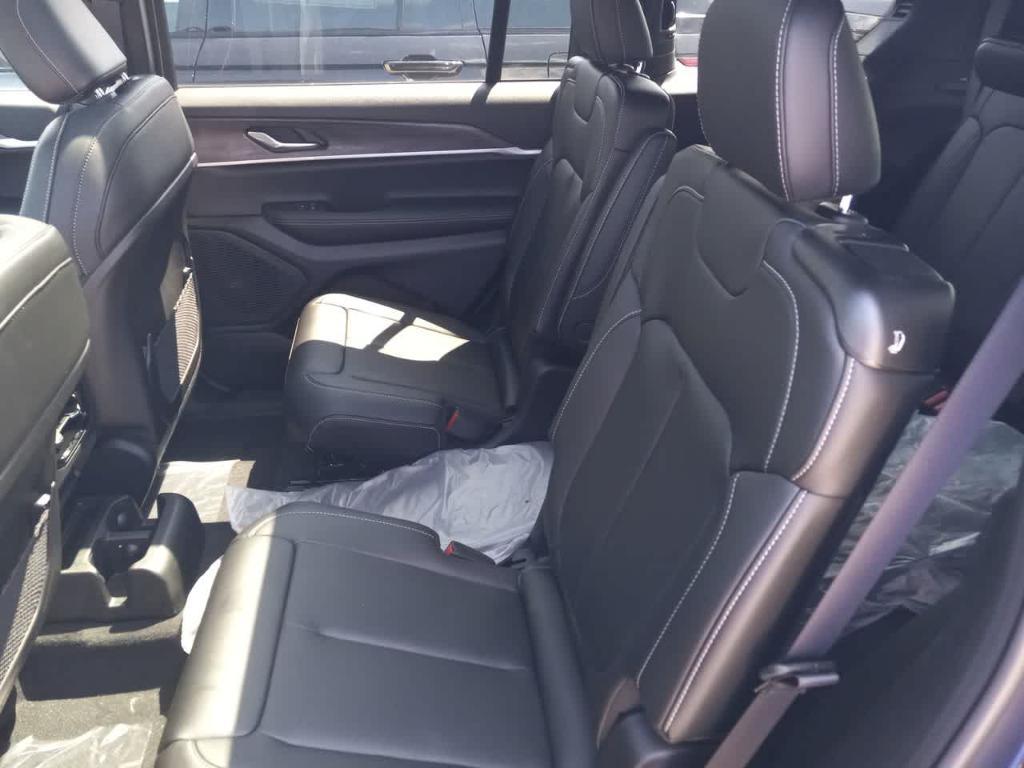 new 2025 Jeep Grand Cherokee L car, priced at $48,899