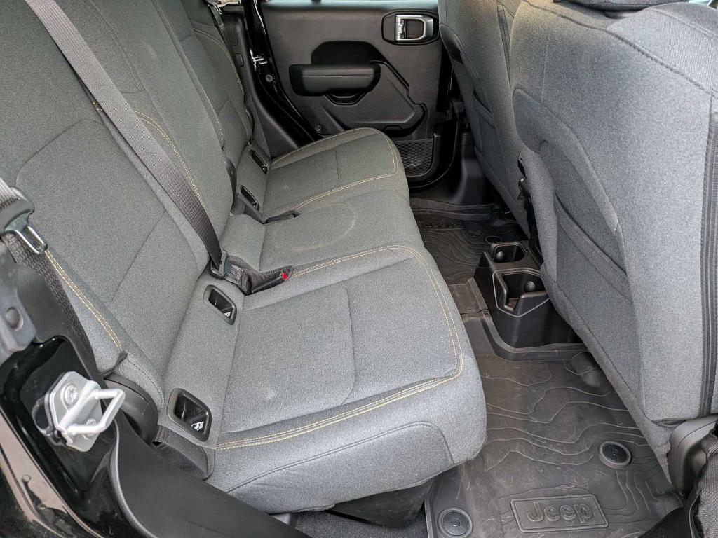 used 2024 Jeep Gladiator car, priced at $37,786