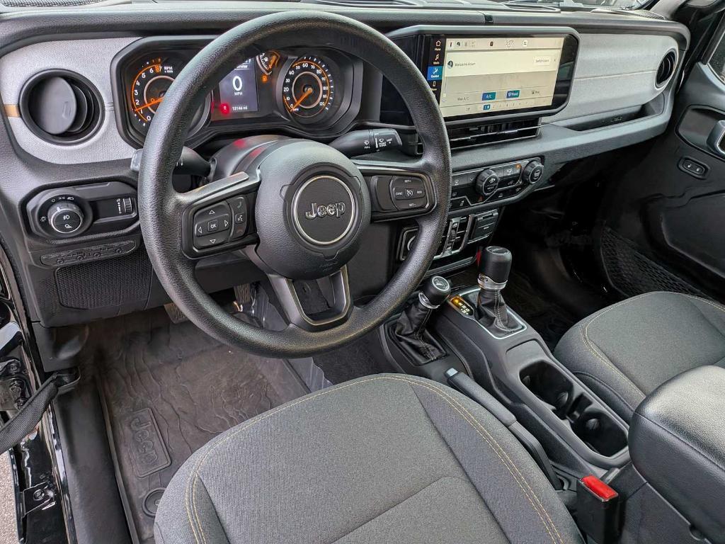 used 2024 Jeep Gladiator car, priced at $37,786