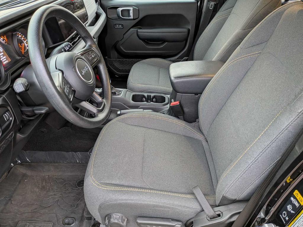 used 2024 Jeep Gladiator car, priced at $37,786