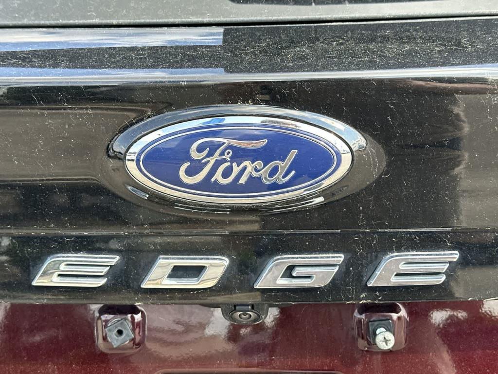 used 2021 Ford Edge car, priced at $13,899