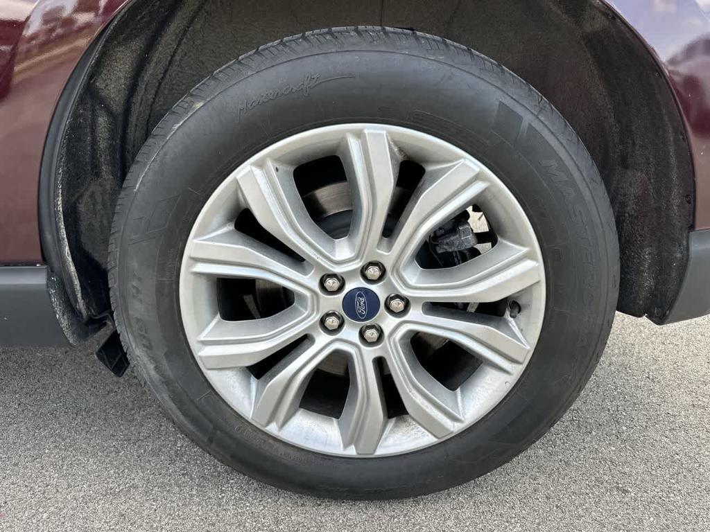 used 2021 Ford Edge car, priced at $13,899