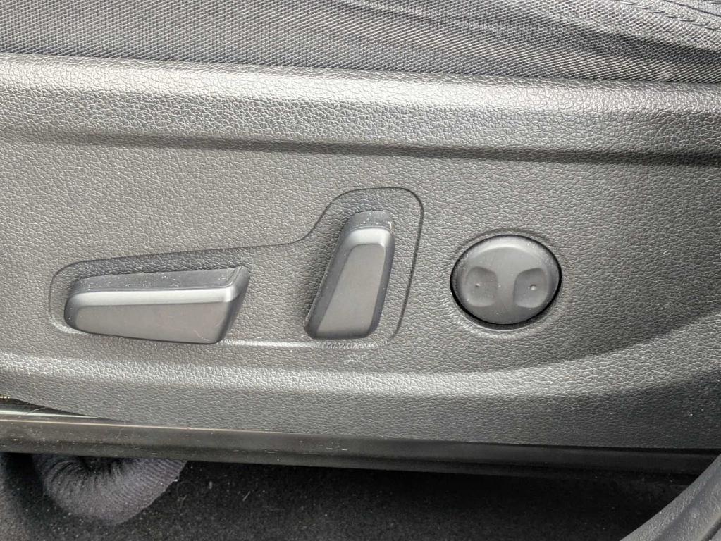 used 2022 Hyundai Santa Fe car, priced at $21,786