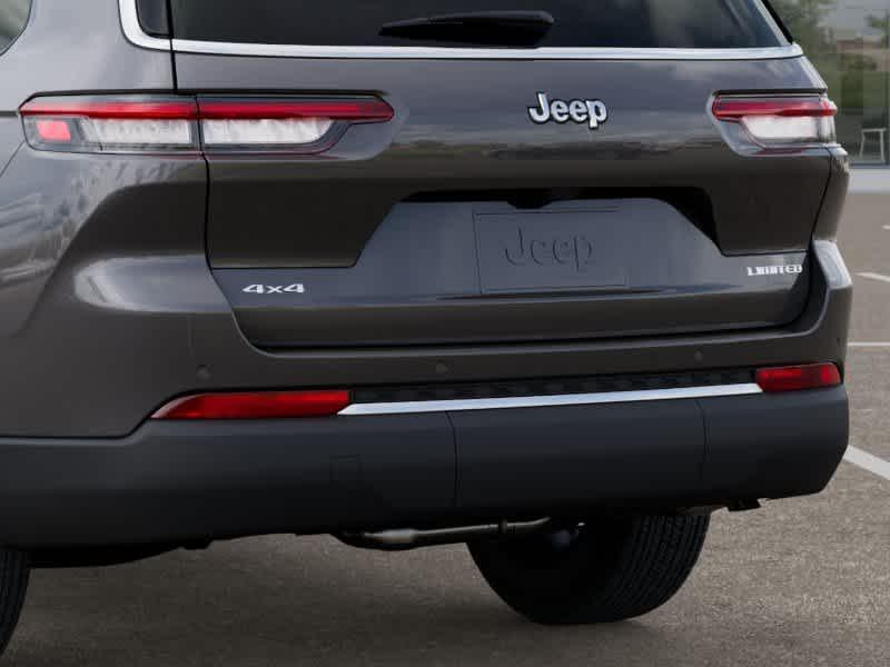 new 2025 Jeep Grand Cherokee L car, priced at $46,001
