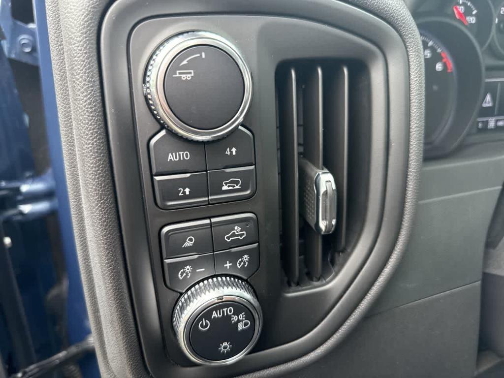 used 2024 GMC Sierra 1500 car, priced at $38,999