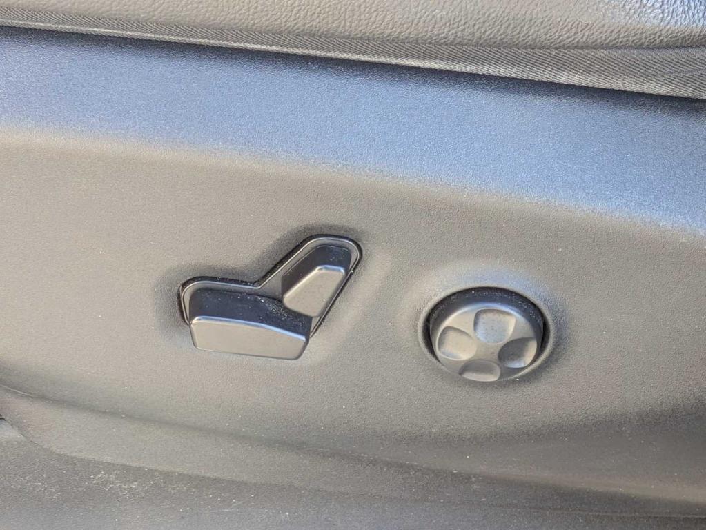 used 2020 Chrysler Pacifica car, priced at $17,586