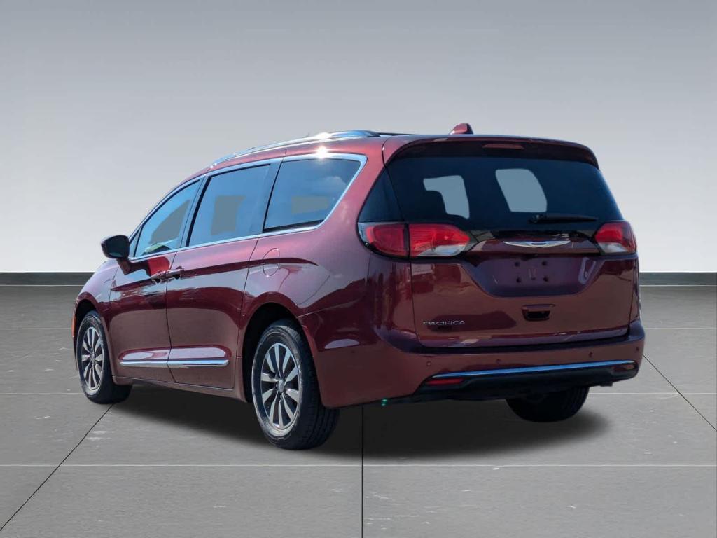 used 2020 Chrysler Pacifica car, priced at $17,586