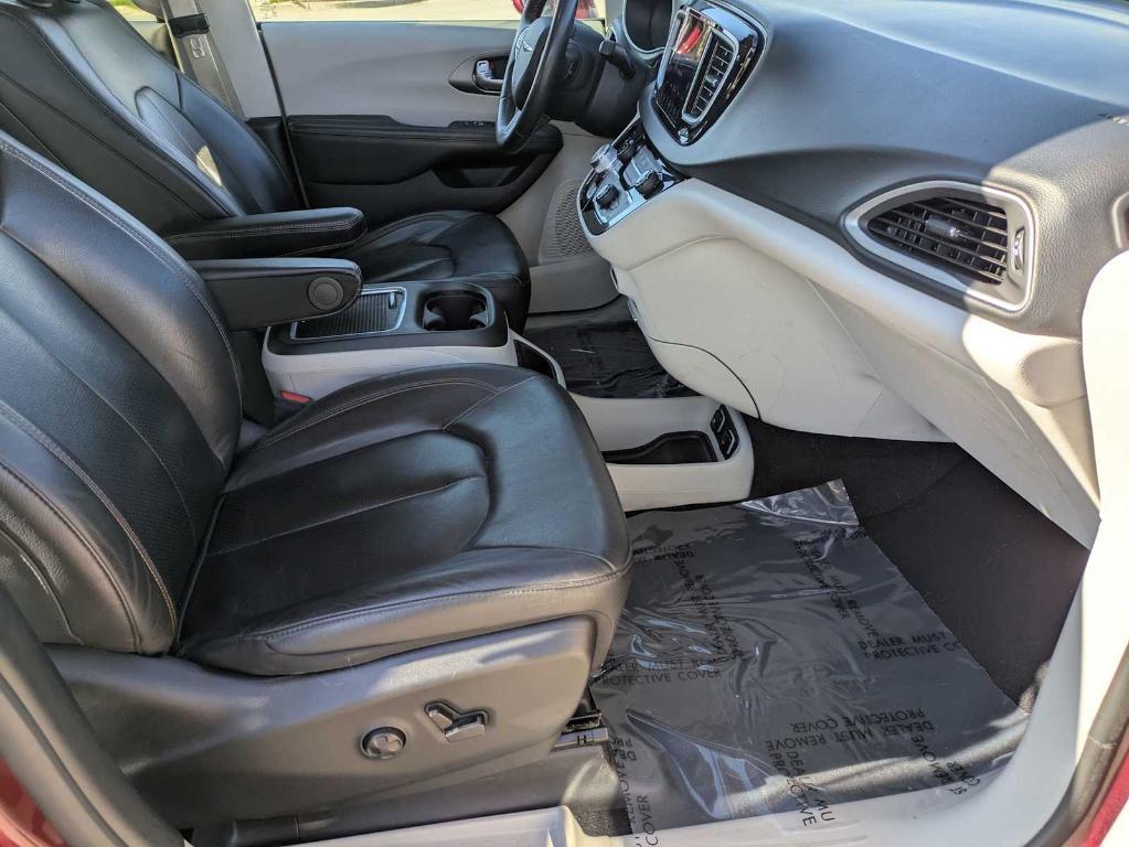 used 2020 Chrysler Pacifica car, priced at $17,586