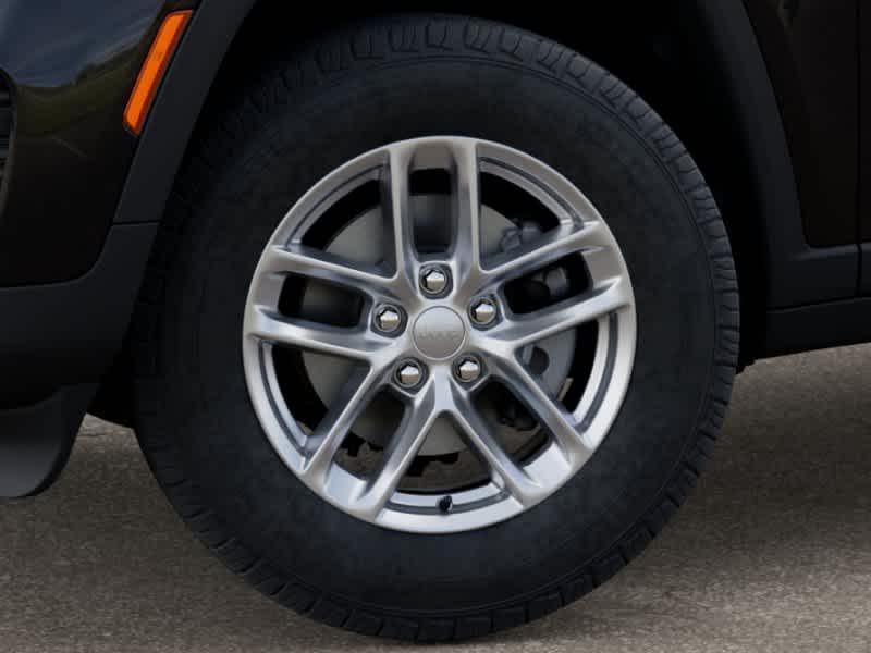 new 2025 Jeep Grand Cherokee car, priced at $40,287