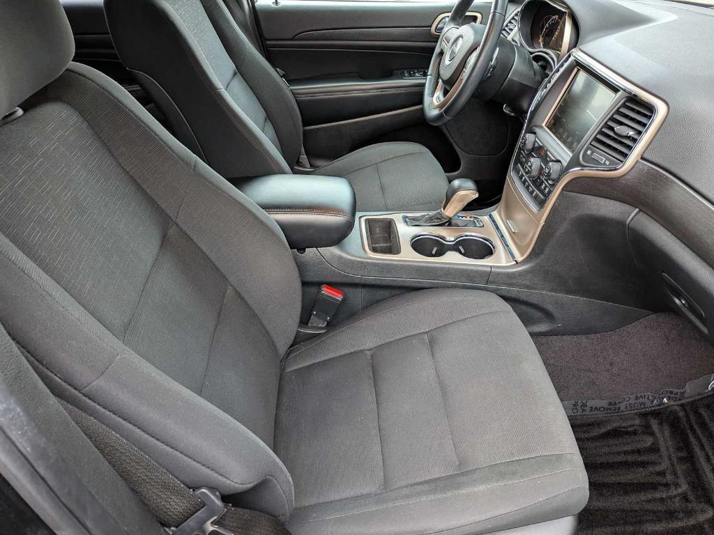used 2017 Jeep Grand Cherokee car, priced at $13,603