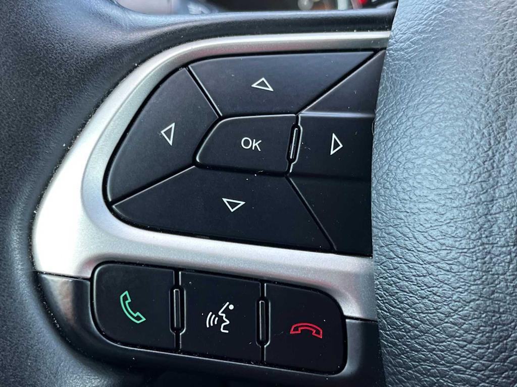 used 2018 Jeep Compass car, priced at $13,998