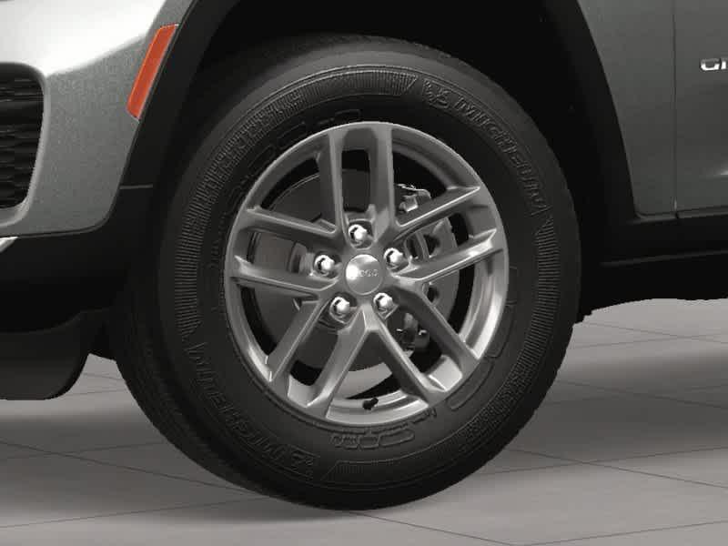 new 2025 Jeep Grand Cherokee car, priced at $41,920
