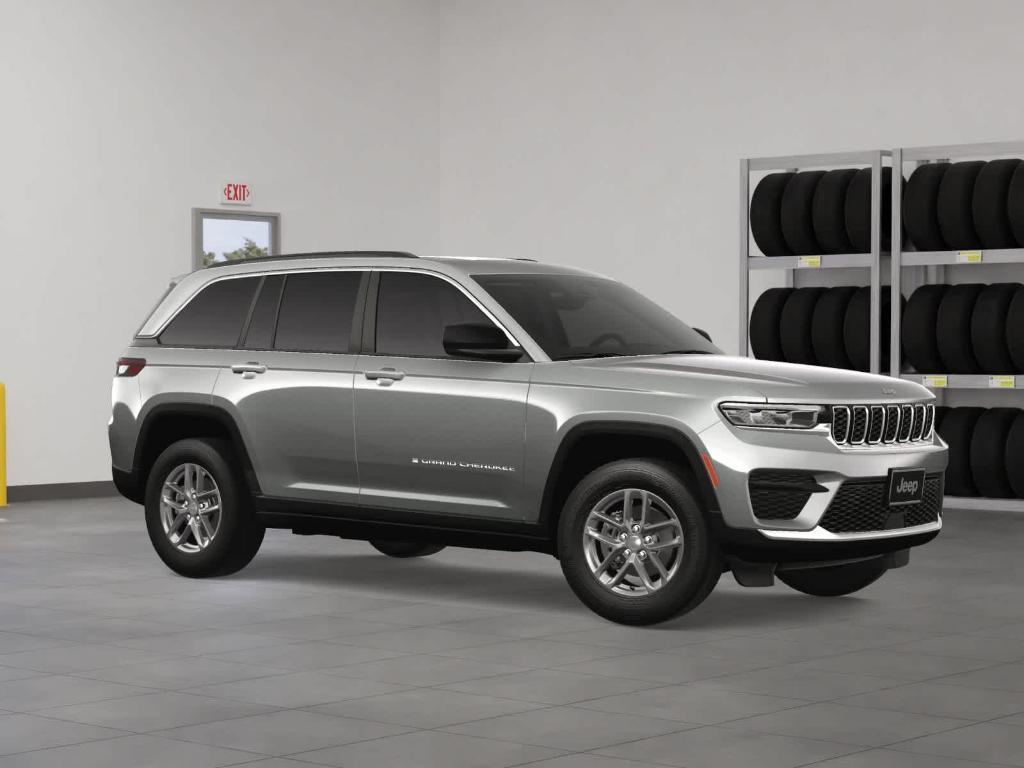 new 2025 Jeep Grand Cherokee car, priced at $41,920