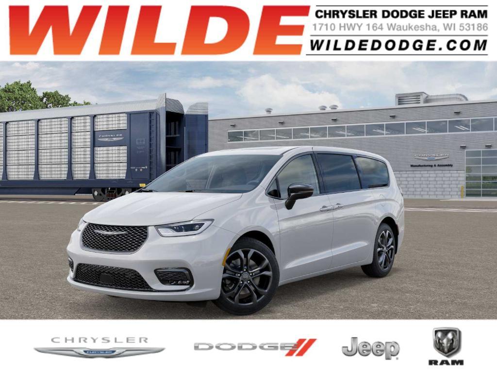 new 2026 Chrysler Pacifica car, priced at $46,185