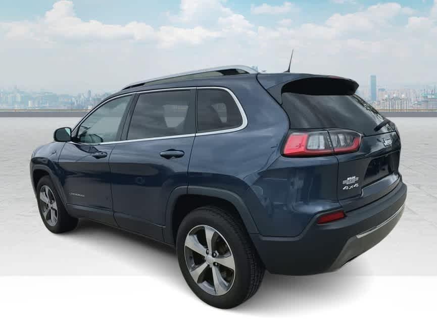 used 2019 Jeep Cherokee car, priced at $17,286