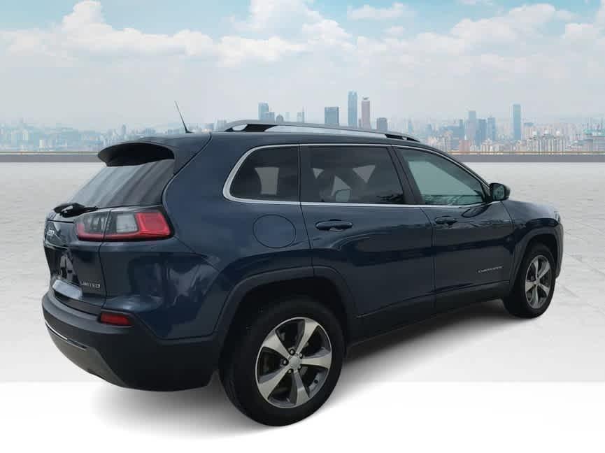 used 2019 Jeep Cherokee car, priced at $17,286
