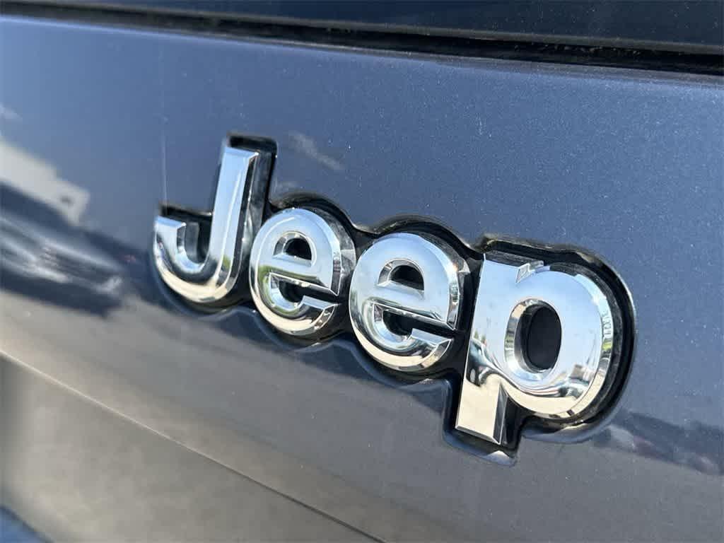 used 2019 Jeep Cherokee car, priced at $17,286