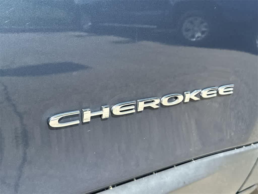 used 2019 Jeep Cherokee car, priced at $17,286
