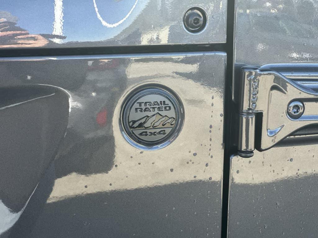 new 2025 Jeep Wrangler car, priced at $45,683