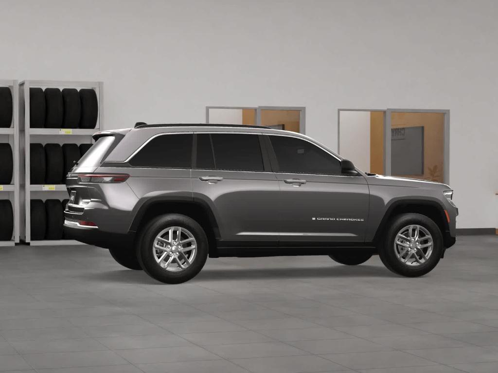 new 2025 Jeep Grand Cherokee car, priced at $40,287