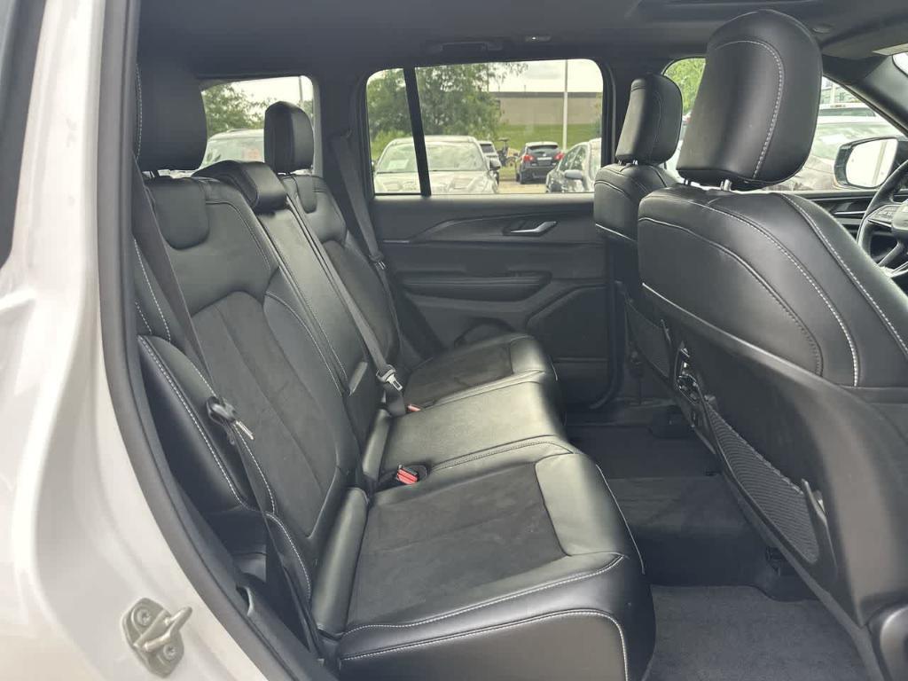 used 2023 Jeep Grand Cherokee car, priced at $36,564