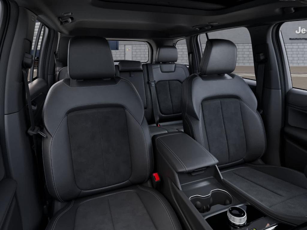 new 2025 Jeep Grand Cherokee car, priced at $42,543