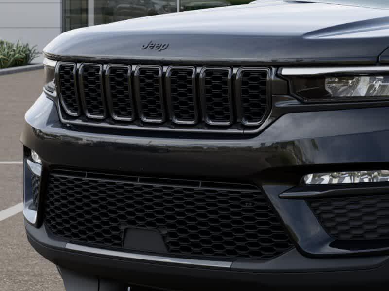 new 2025 Jeep Grand Cherokee car, priced at $48,300