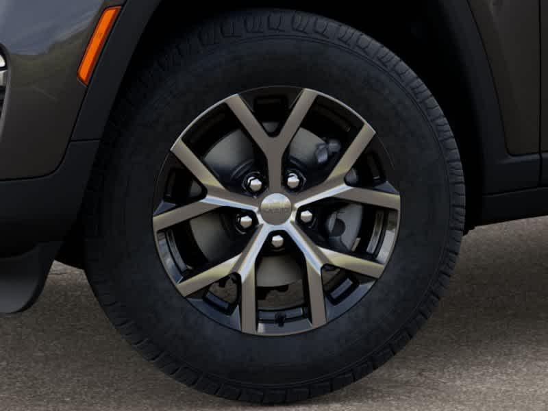 new 2025 Jeep Grand Cherokee car, priced at $40,154